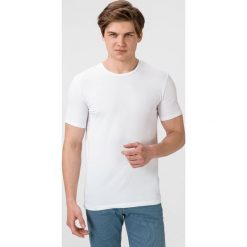 Trussardi Jeans Koszulka Biały. Białe podkoszulki męskie Trussardi Jeans, xxl, bez wzorów, z elastanu, z krótkim rękawem. Za 180,95 zł.