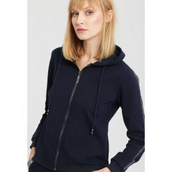 Granatowa Bluza Practical Chic. Czarne bluzy damskie marki other, l. Za 79,99 zł.