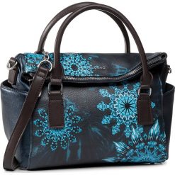 Torebka DESIGUAL - 20SAXPBF 5001. Czarne torebki klasyczne damskie Desigual, bez wzorów, ze skóry ekologicznej, klasyczne, na ramię, bez dodatków. W wyprzedaży za 279,00 zł.