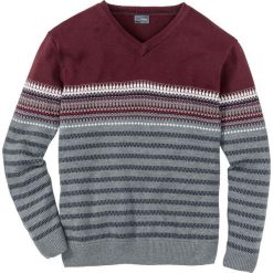 Sweter w graficzny wzór, z dekoltem w serek, Regular Fit bonprix szary melanż - czerwony rubinowy. Szare swetry klasyczne męskie bonprix, l, melanż, z dekoltem w serek. Za 59,99 zł.
