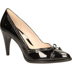 Czółenka clarks 26103877. Czółenka damskie Clarks, bez wzorów, bez obcasa. Za 459,99 zł.