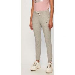 Reebok - Spodnie. Szare spodnie damskie Reebok, s, z elastanu. Za 169,90 zł.