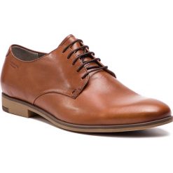 Półbuty VAGABOND - Linhope 4570-301-27 Cognac. Pomarańczowe buty wizytowe męskie Vagabond, ze skóry. W wyprzedaży za 349,00 zł.