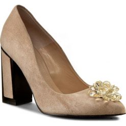 Półbuty SOLO FEMME - 14141-60-G08/000-04-00 Taupe. Brązowe półbuty damskie Solo Femme, bez wzorów, ze skóry, bez obcasa, na obcasie, bez zapięcia. W wyprzedaży za 209,00 zł.