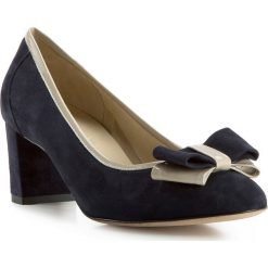 Buty damskie. Brązowe czółenka damskie Wittchen, ze skóry. W wyprzedaży za 399,90 zł.