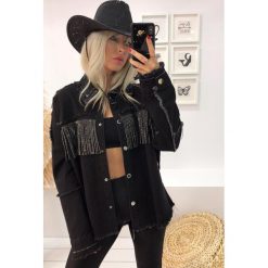 Kurtka damska DJOANA BLACK. Czarne kurtki damskie Kurtka damska DJOANA BLACK, s, bez wzorów, z jeansu, bez kaptura. W wyprzedaży za 179,00 zł.