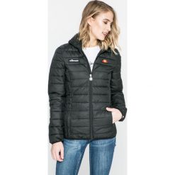 Ellesse - Kurtka. Czerwone kurtki damskie Ellesse, xs, bez wzorów, z poliesteru, długie, z kapturem. W wyprzedaży za 269,90 zł.