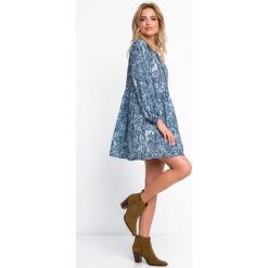 Sukienka boho odcinana pod biustem - Bluepanter, s. Sukienki damskie e-margeritka.pl, na imprezę, s, bez wzorów, z poliesteru, boho, bez kołnierzyka, z długim rękawem, długie, mini, rozkloszowane. Za 139,99 zł.