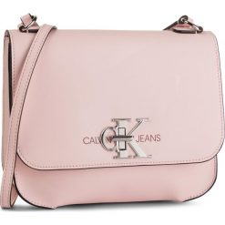 Torebka CALVIN KLEIN JEANS - Ckj Monogram Hw Med Flap K60K605786 TA9. Różowe listonoszki damskie Calvin Klein Jeans, bez wzorów, z jeansu, bez dodatków. W wyprzedaży za 449,00 zł.