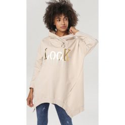 Beżowa Bluza Clanara. Brązowe bluzy damskie Born2be, uniwersalny, bez wzorów, bez rękawów, bez kaptura. W wyprzedaży za 139,99 zł.