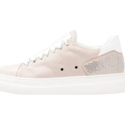 Trampki damskie slip on: Noclaim WELL Tenisówki i Trampki cipria