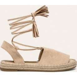 Answear - Espadryle Bestelle. Brązowe espadryle damskie ANSWEAR, bez wzorów, z gumy, bez obcasa, na obcasie. W wyprzedaży za 89,90 zł.
