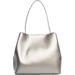 Torebki klasyczne damskie: Skórzana torebka w kolorze srebrnym – 50 x 35 x 12 cm