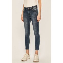 Answear - Jeansy. Niebieskie jeansy damskie ANSWEAR, s. W wyprzedaży za 89,90 zł.