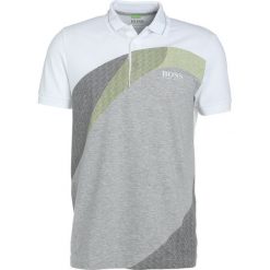 BOSS ATHLEISURE PADDY PRO Koszulka sportowa white. Białe koszulki polo męskie BOSS Athleisure, m, bez wzorów, z elastanu, sportowe, polo, bez rękawów. W wyprzedaży za 376,35 zł.