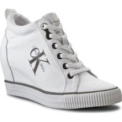 Sneakersy CALVIN KLEIN JEANS - Ritzy R3551 White. Białe półbuty damskie Calvin Klein Jeans, na imprezę, bez wzorów, z jeansu, bez obcasa, na obcasie, na sznurówki. W wyprzedaży za 309,00 zł.