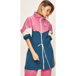 Nike Sportswear - Parka. Czerwone kurtki damskie s, z poliesteru, długie. Za 399,90 zł.