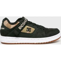 DC - Buty Manteca V Se. Czarne halówki męskie marki DC, z gumy, na sznurówki. W wyprzedaży za 299,90 zł.
