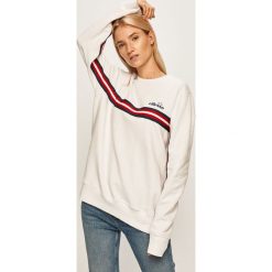 Ellesse - Bluza. Niebieskie bluzy damskie Ellesse, m, z aplikacjami, z bawełny, bez rękawów, bez kaptura. W wyprzedaży za 169,90 zł.