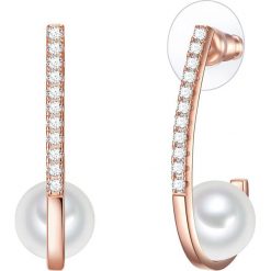 Pozłacane kolczyki-wkrętki z perłami. Żółte kolczyki damskie The Pacific Pearl Company, Nova Pearls Copenhagen & Co., z perłą, złote. W wyprzedaży za 57,95 zł.