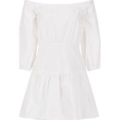 Sukienka letnia Guess Ottavia W0GK1J WCTR0. Białe sukienki damskie Guess, na lato, xs, z aplikacjami, z bawełny, bez kołnierzyka, bez rękawów. Za 469,00 zł.