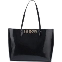 Guess Uptown Chic Barcelona Torebka Czarny. Czarne torebki klasyczne damskie Guess, z aplikacjami, z materiału, bez dodatków. Za 528,95 zł.