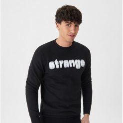 Bluza z nadrukiem - Czarny. Czarne bluzy męskie House, s, z nadrukiem, bez kołnierzyka, bez rękawów, bez kaptura. Za 79,99 zł.