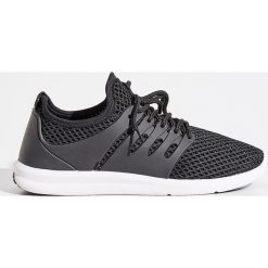 Buty sportowe - Czarny. Czarne buty sportowe damskie marki Sinsay. W wyprzedaży za 39,99 zł.