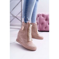 Damskie Sneakersy Lu Boo Złoty Łańcuch Zamsz Beżowe Monica. Żółte koturny damskie Tagless, na wysokim obcasie, na koturnie, bez zapięcia. Za 119,00 zł.