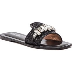 Klapki POLLINI - SA28020C17TR0000 Nero. Czarne klapki damskie marki Pollini, z aplikacjami, ze skóry ekologicznej, bez obcasa, na obcasie. Za 979,00 zł.