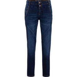 Dżinsy "multi-stretch" Boyfriend bonprix ciemnoniebieski. Niebieskie jeansy damskie bonprix. Za 99,99 zł.