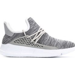 Szare Buty Sportowe Athleticism. Szare buty sportowe męskie marki Born2be, bez zapięcia. Za 99,99 zł.