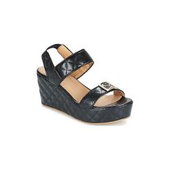 Sandały Love Moschino JA16107E13. Czarne sandały damskie marki Love Moschino. Za 735,20 zł.