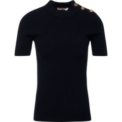 Sweter Tory Burch Logo Button 58489. Niebieskie swetry damskie Tory Burch, xs, bez wzorów, z elastanu, klasyczne, bez rękawów, bez kaptura. W wyprzedaży za 539,00 zł.