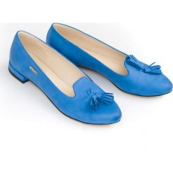 Baleriny z ostrym noskiem - skóra naturalna - model 045 - kolor szafirowy. Niebieskie baleriny damskie Zapato, bez wzorów, z jeansu, klasyczne, bez obcasa, na obcasie. Za 299,00 zł.