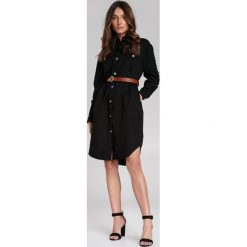 Czarna Sukienka Iylah. Czarne sukienki damskie Renee, s, w paski, z okrągłym kołnierzem, długie, mini, koszulowe. Za 139,99 zł.