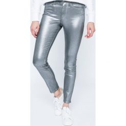 Calvin Klein Jeans - Spodnie Sculpted. Szare jeansy damskie marki Calvin Klein Jeans. W wyprzedaży za 459,90 zł.