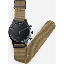 Zegarek na materiałowym pasku - Khaki. Brązowe zegarki męskie Reserved. Za 79,99 zł.