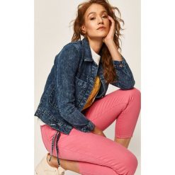 Answear - Kurtka jeansowa. Niebieskie kurtki damskie ANSWEAR, s, bez wzorów, z elastanu, krótkie. W wyprzedaży za 129,90 zł.