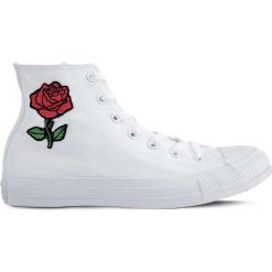 Converse białe 1u646 Vintage Rose. Białe trampki i tenisówki damskie Converse, z aplikacjami, z tkaniny, za kostkę, na sznurówki. W wyprzedaży za 259,00 zł.