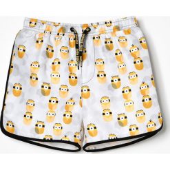 Szorty plażowe z Minionkami - Biały. Białe spodenki i szorty męskie Reserved, m, bez wzorów. Za 49,99 zł.