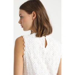 Comma ÄRMELLOS Bluzka white. Białe bluzki damskie marki InWear, z bawełny. Za 509,00 zł.