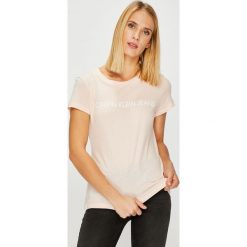 Calvin Klein Jeans - Top. Szare topy damskie Calvin Klein Jeans, s, z nadrukiem, z bawełny, z okrągłym kołnierzem. Za 119,90 zł.
