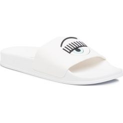 Klapki CHIARA FERRAGNI - CF2657 White. Białe klapki damskie Chiara Ferragni, bez wzorów, z tworzywa sztucznego, bez obcasa. Za 449,00 zł.