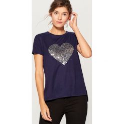 Koszulka z połyskującym nadrukiem - Niebieski. Niebieskie t-shirty damskie marki Mohito, l, z nadrukiem. Za 69,99 zł.