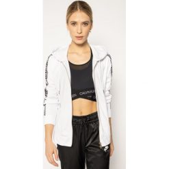 Bluza Armani Exchange 3HYM84 YJ52Z 1000. Białe bluzy damskie Armani Exchange, m, bez wzorów, z poliesteru, bez rękawów, bez kaptura. W wyprzedaży za 429,00 zł.