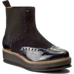 Sztyblety WOJAS - 7573-76 Granatowy. Niebieskie buty zimowe damskie marki Wojas, z lakierowanej skóry. W wyprzedaży za 259,00 zł.