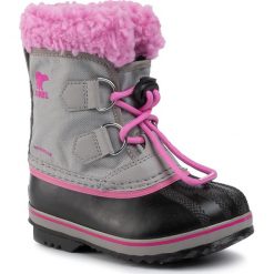 Śniegowce SOREL - Childrens Yoot Pac Nylon NC1962 Chrome Grey/Orchid 061. Szare śniegowce dziewczęce Sorel, bez zapięcia. W wyprzedaży za 249,00 zł.