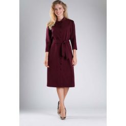 Bordowa Elegancka Szmizjerka z Rękawem 3/4. Czerwone sukienki damskie Molly.pl, do pracy, s, w paski, z tkaniny, eleganckie, z koszulowym kołnierzykiem, bez rękawów, rozkloszowane. Za 179,90 zł.