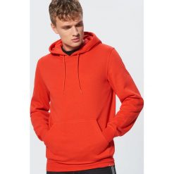 Gładka bluza z kapturem - Pomarańczowy. Pomarańczowe bluzy męskie Cropp, s, bez wzorów, z kapturem, bez rękawów, z kapturem. Za 69,99 zł.